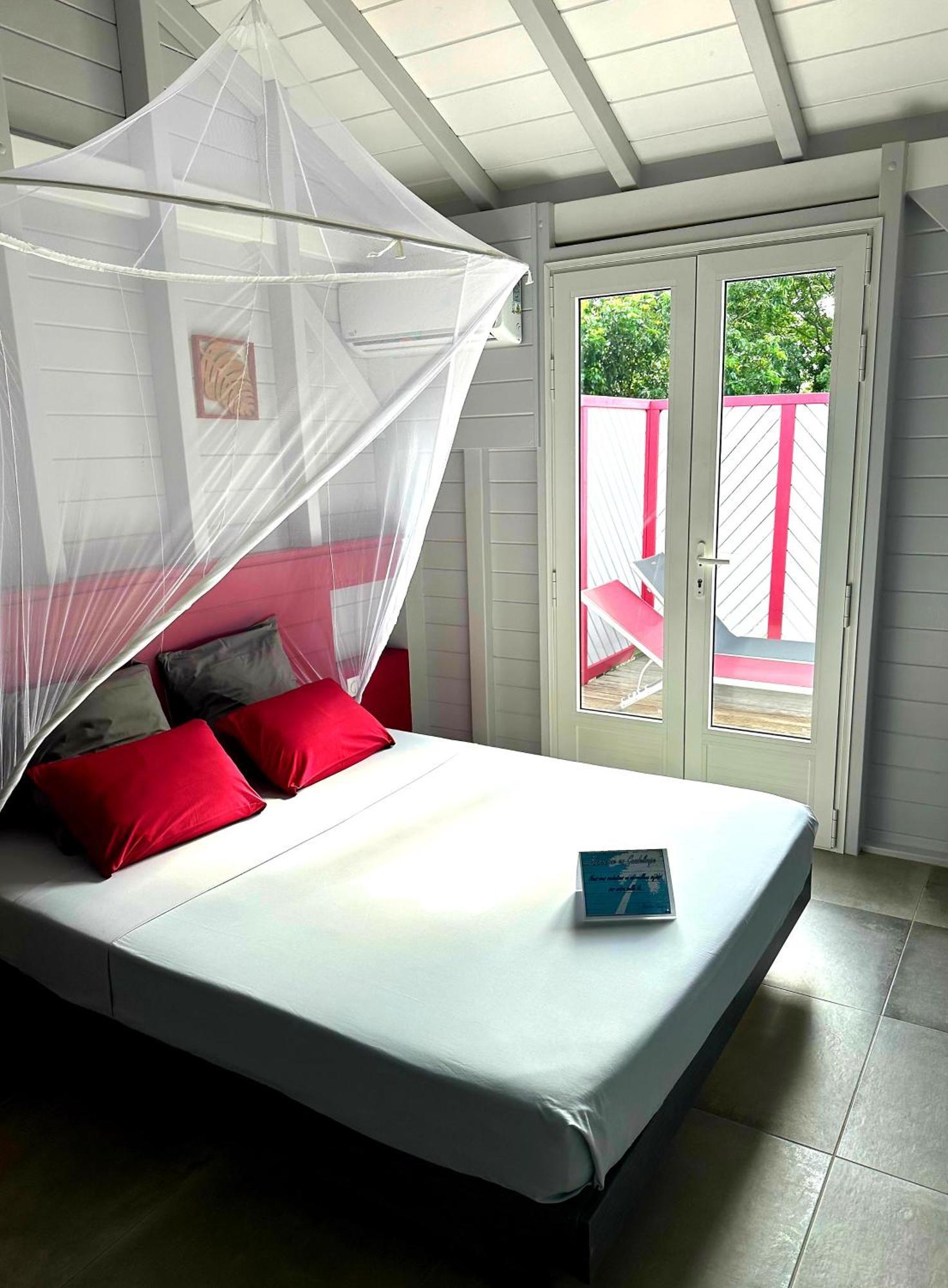 Caraibes Cottage Grenat Piscine Privee 900M De Grande Anse Деше Экстерьер фото